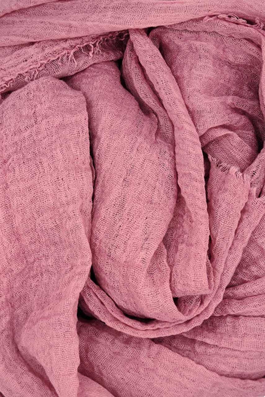 Cotton Crinkle Hijab - Lady - Nude pink neutral color - fabric closeup