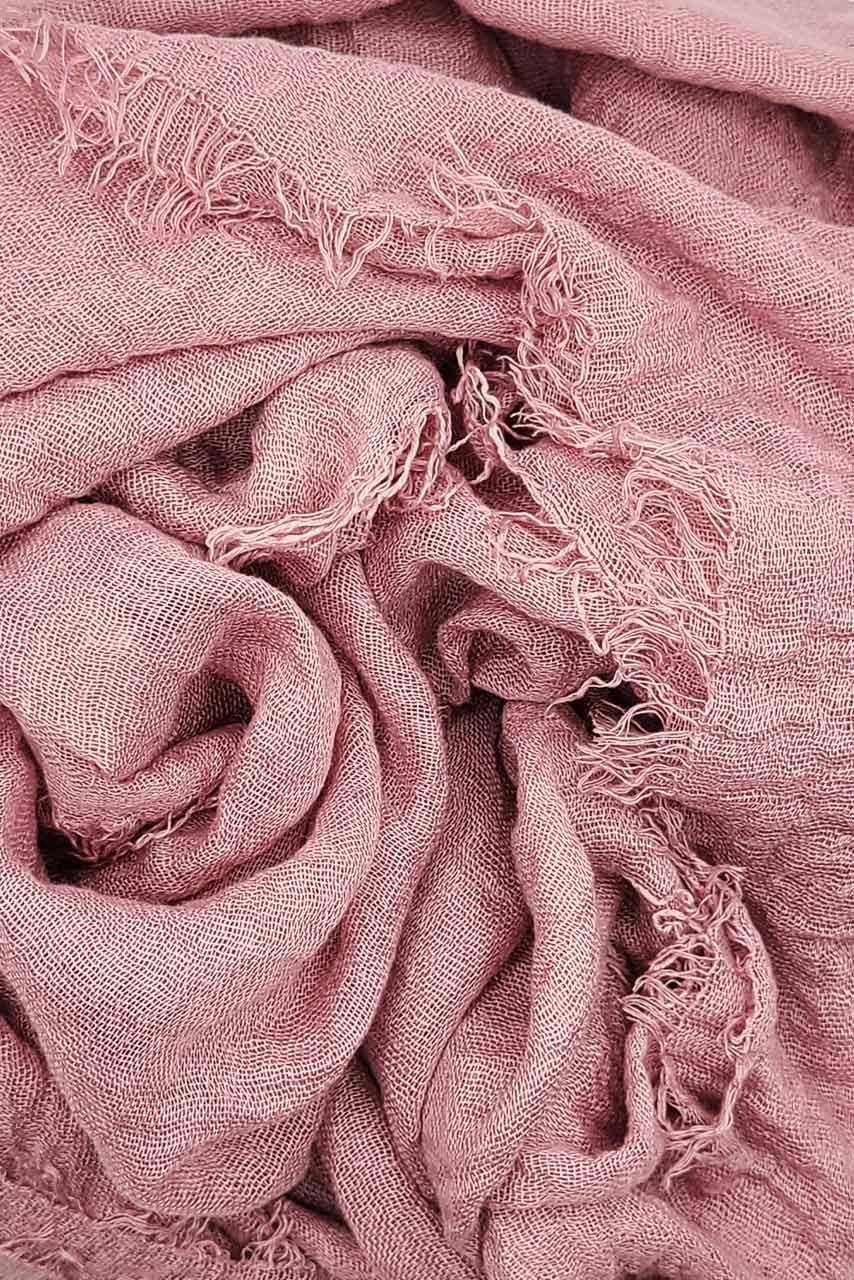 Cotton Crinkle Hijab - Macaron - pink color - fabric closeup