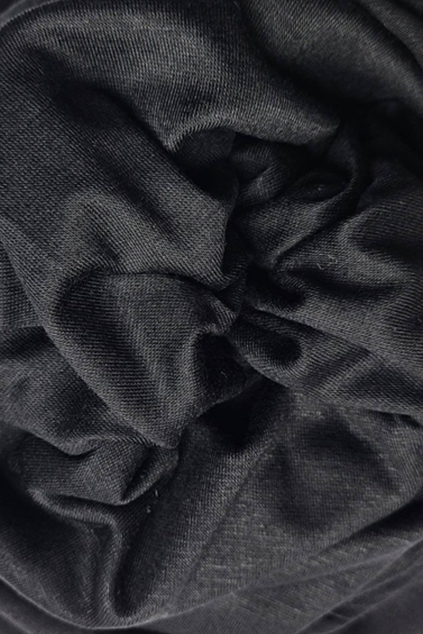 Jersey Hijab - Raven - black color - fabric closeup